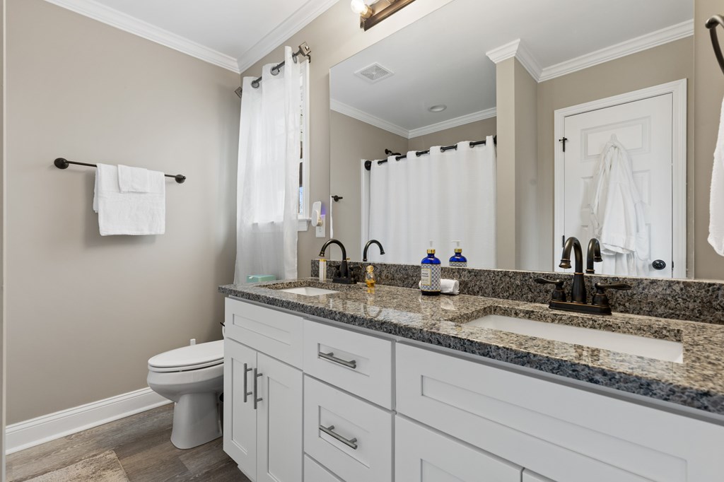 1281 Twisted Oak Road Property Photo 14
