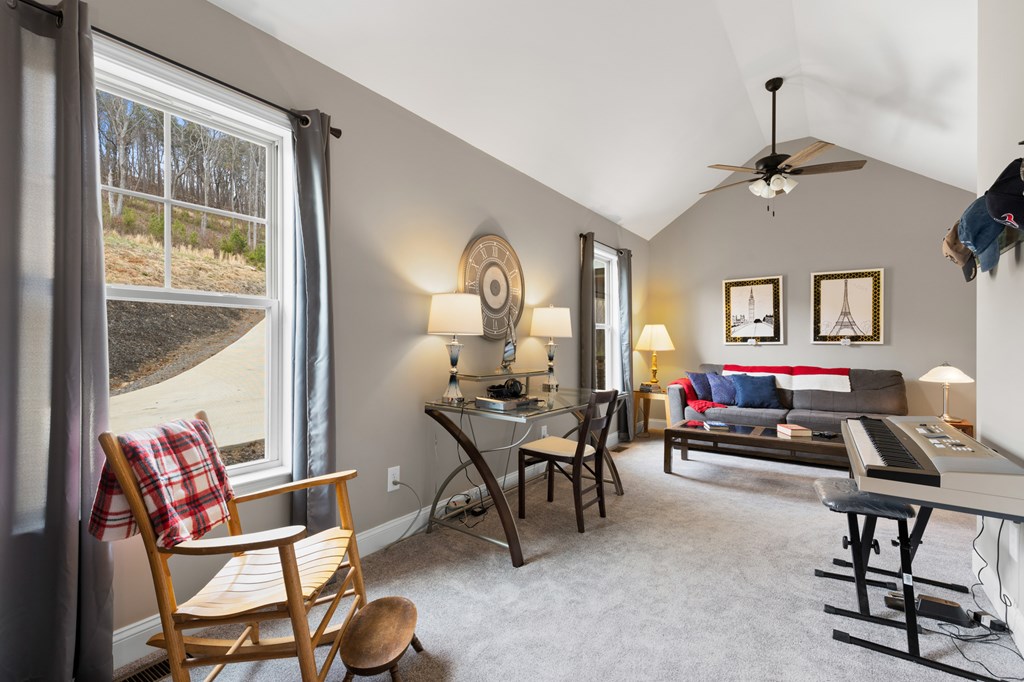1281 Twisted Oak Road Property Photo 16