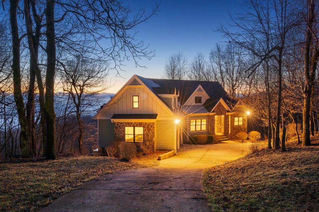 2551 Monument Road Property Photo 1