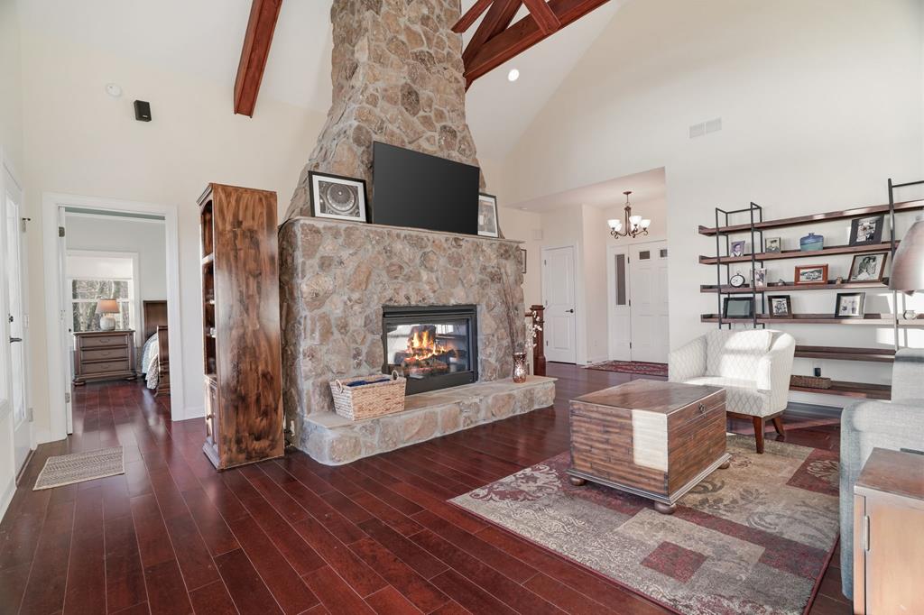 2551 Monument Road Property Photo 12