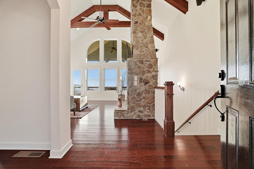 2551 Monument Road Property Photo 16