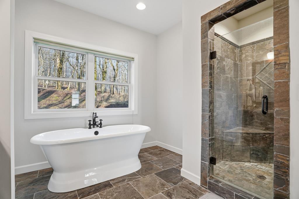 2551 Monument Road Property Photo 20