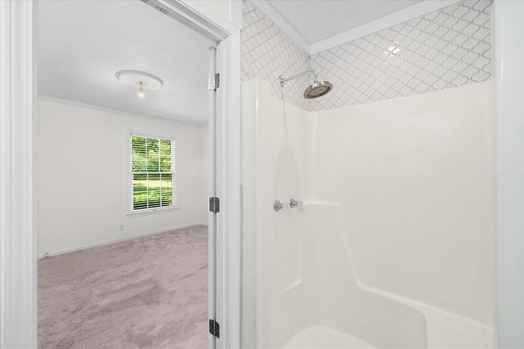 527 E Austin Dr Property Photo 32
