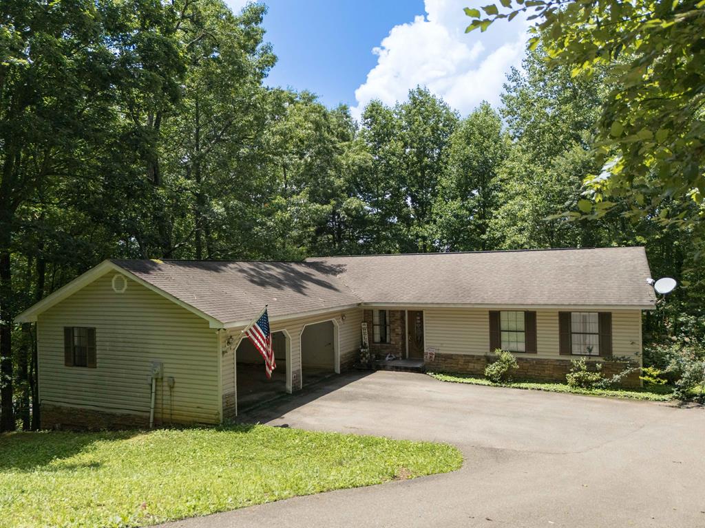 99 Highland Circle Property Photo 1