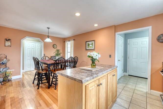 99 Highland Circle Property Photo 6