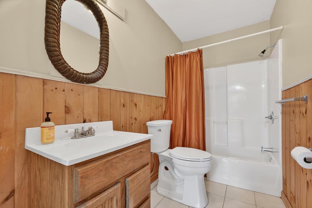 144 Emerald Cove Drive Property Photo 34