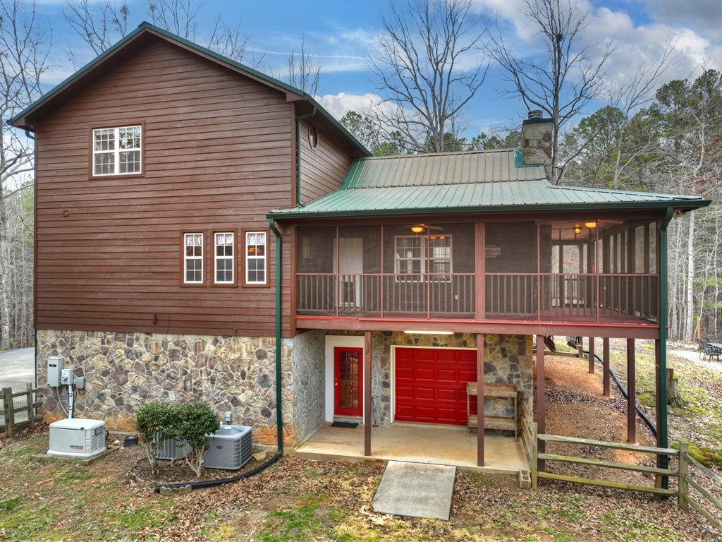 144 Emerald Cove Drive Property Photo 49