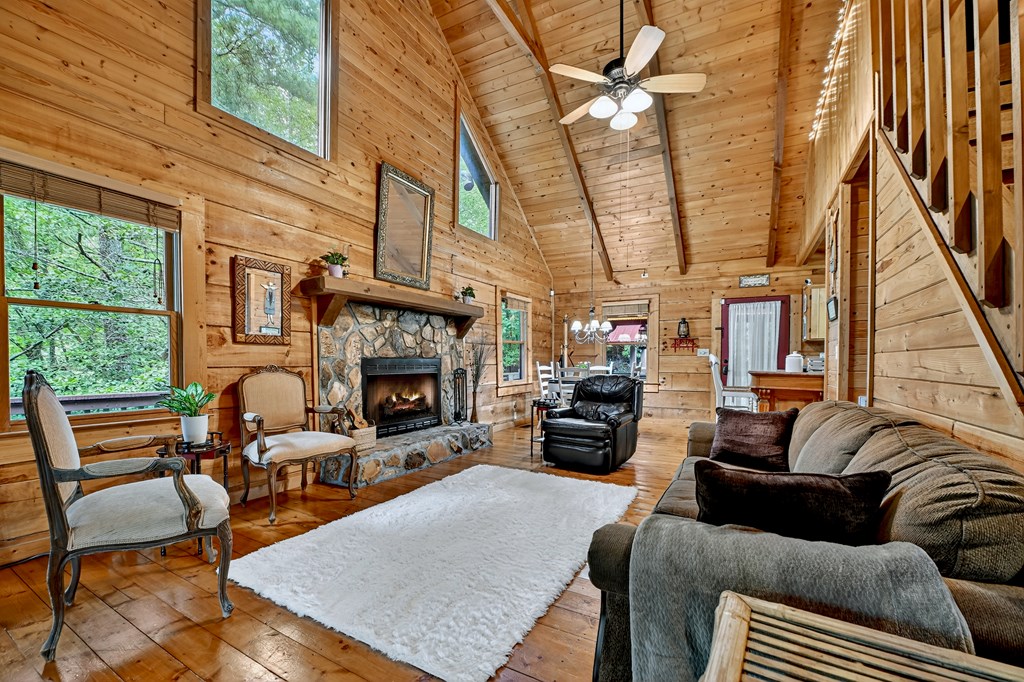 430 Chestnut Ridge Property Photo 15