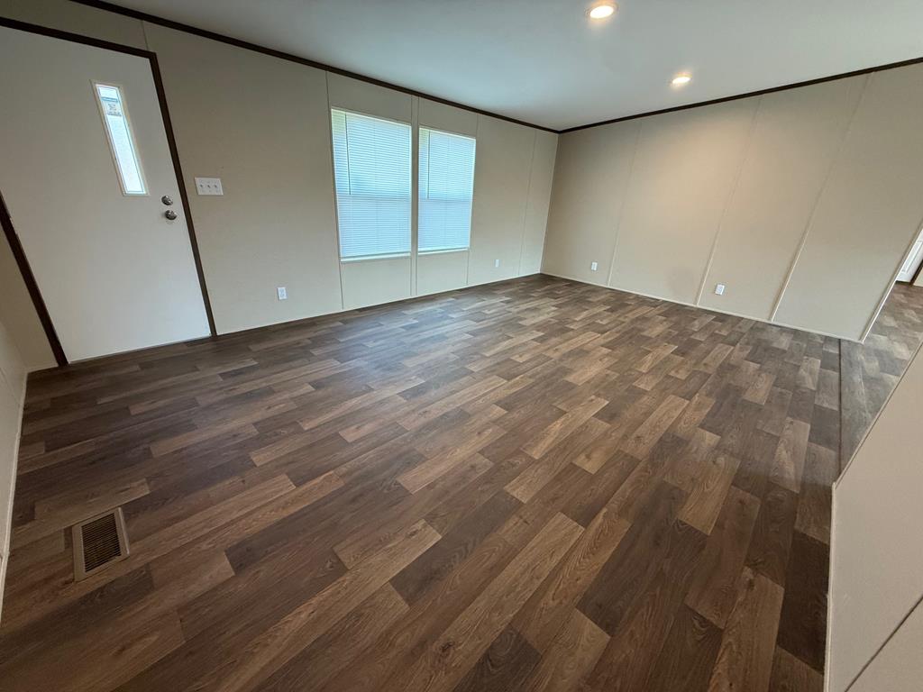 108 Red Plum Drive Property Photo 6