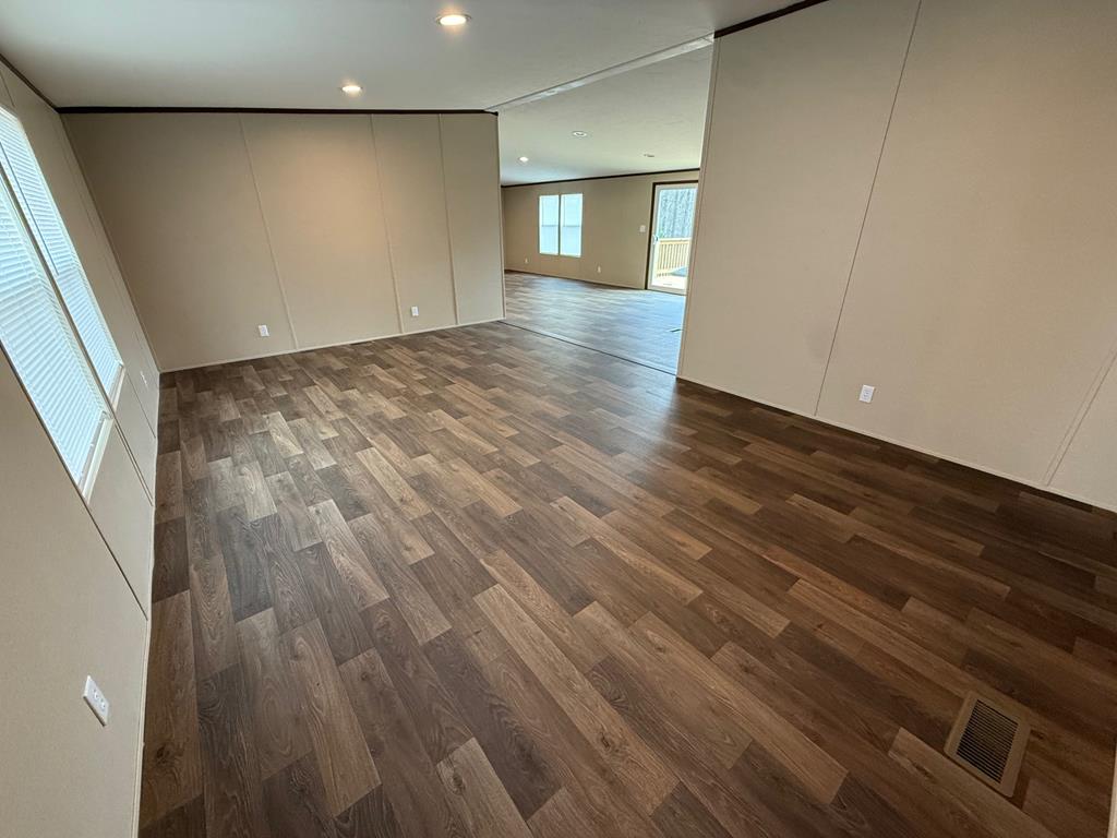 108 Red Plum Drive Property Photo 7
