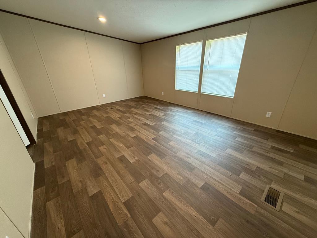 108 Red Plum Drive Property Photo 11