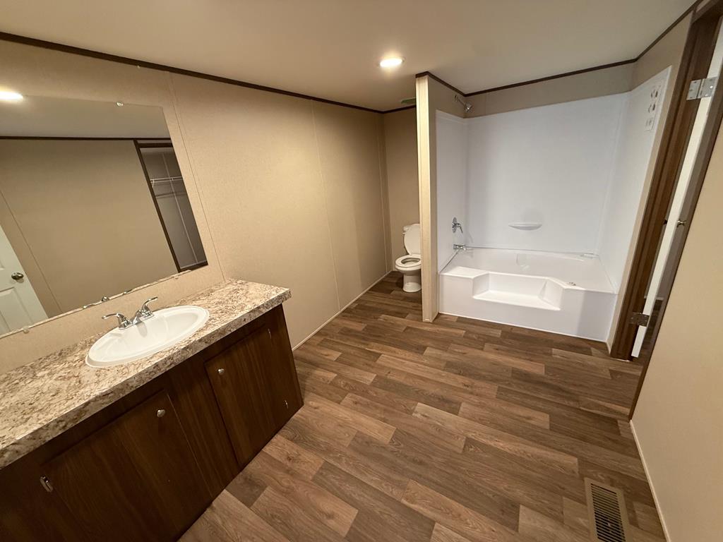 108 Red Plum Drive Property Photo 12
