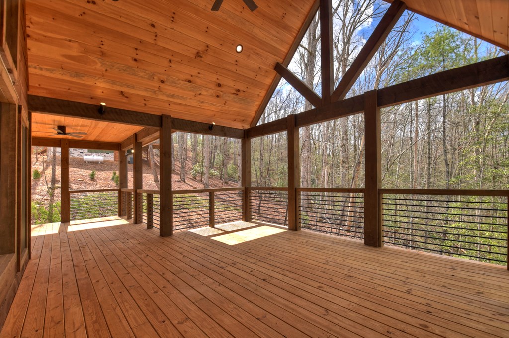 223 Bent Wood Lane Property Photo 12