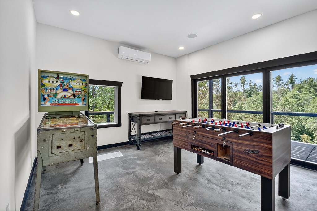 566 Canoe Point Property Photo 62