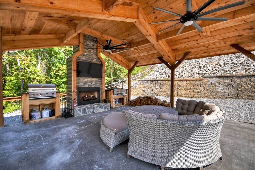566 Canoe Point Property Photo 87