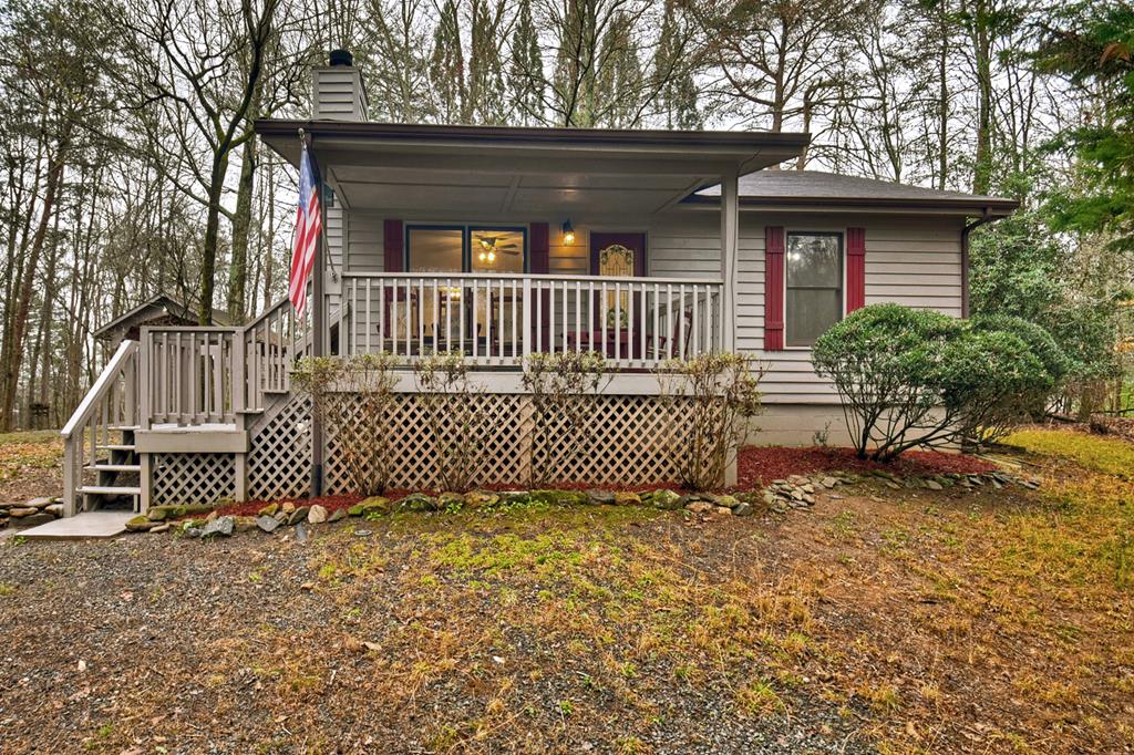 103 Pinecrest Drive Property Photo 1