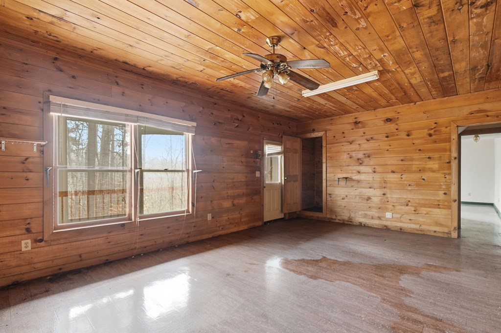 591 Oak Ridge Road Property Photo 8