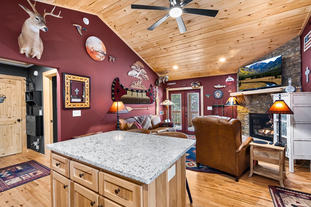 84 Lazy Creek Lane Property Photo 10