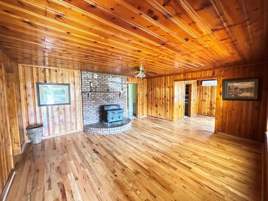 345 Cooper Creek Road Property Photo 2