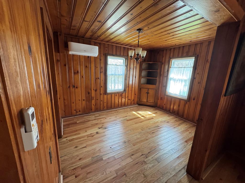 345 Cooper Creek Road Property Photo 9