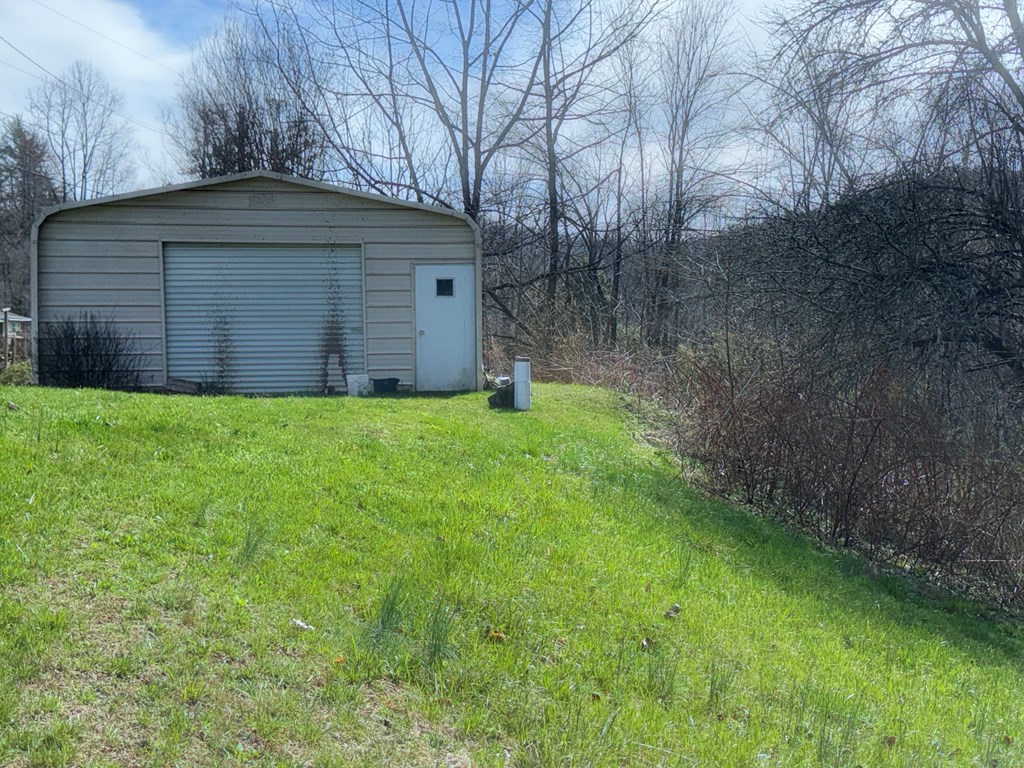 345 Cooper Creek Road Property Photo 22