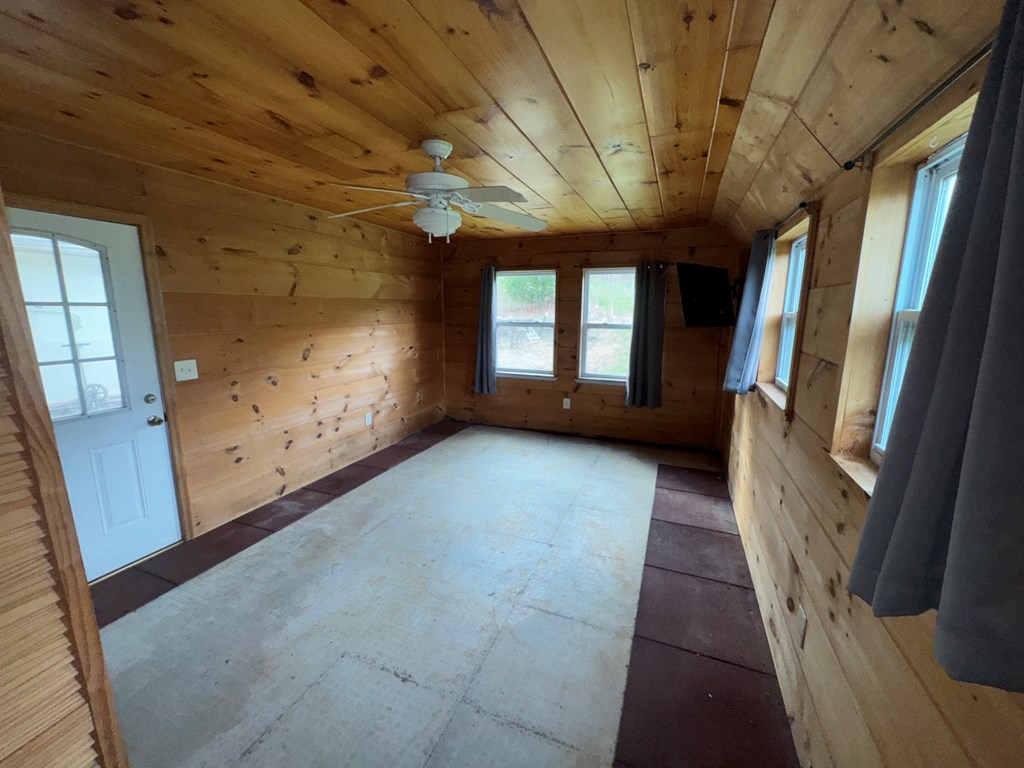 84 Luther Cain Drive Property Photo 15