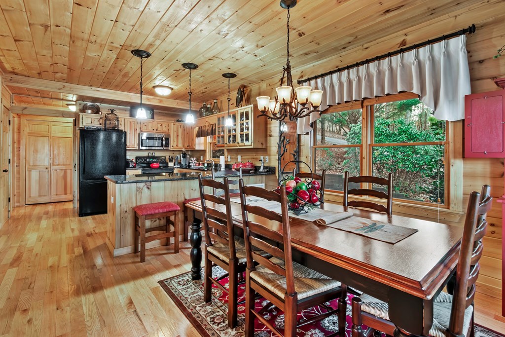 25 Unaka Trail Property Photo 9