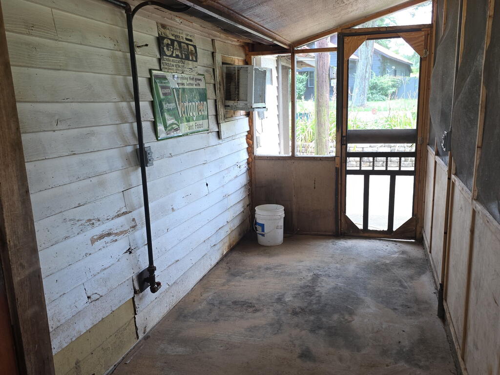 7475 State Highway 60 Property Photo 23