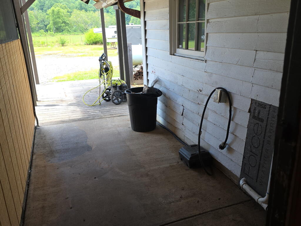7475 State Highway 60 Property Photo 24