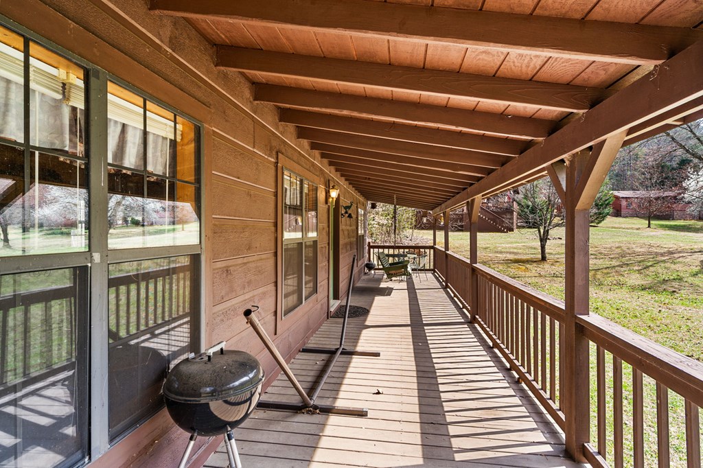 1852 Deer Run Circle Property Photo 19