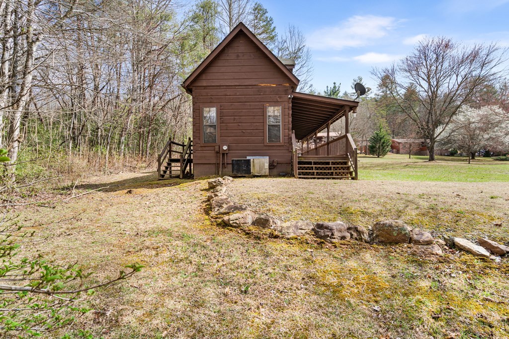 1852 Deer Run Circle Property Photo 24