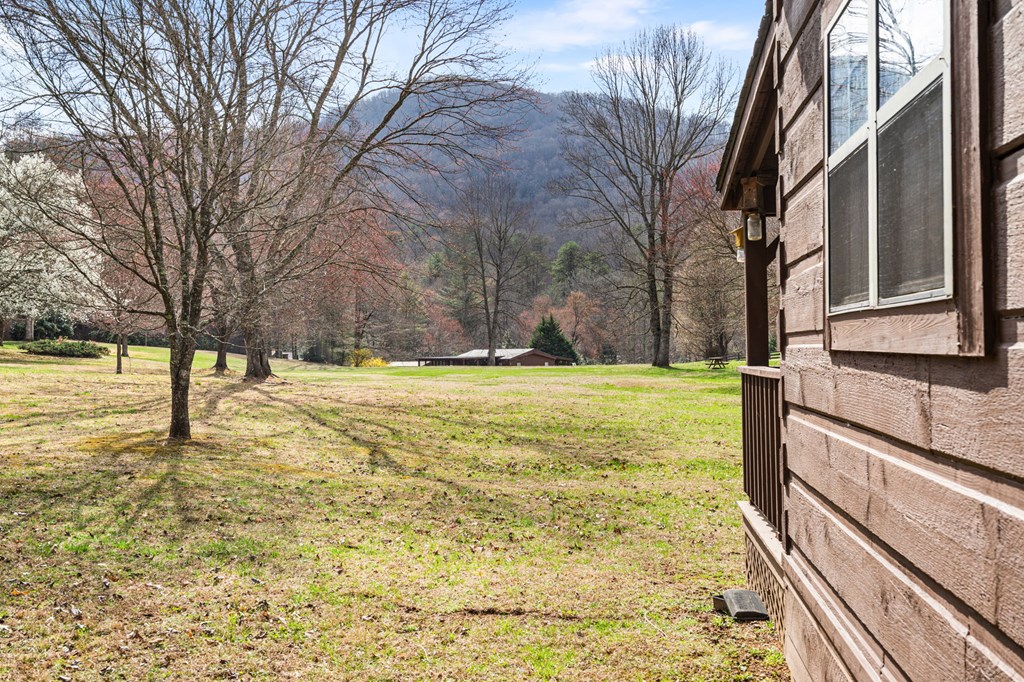 1852 Deer Run Circle Property Photo 26