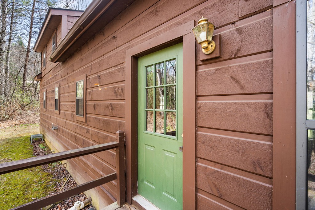 1852 Deer Run Circle Property Photo 27