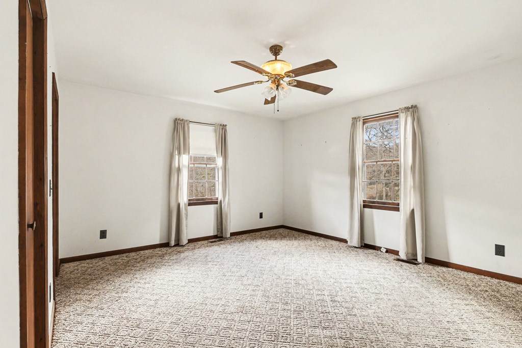 595 N Wildlife Trail Property Photo 15