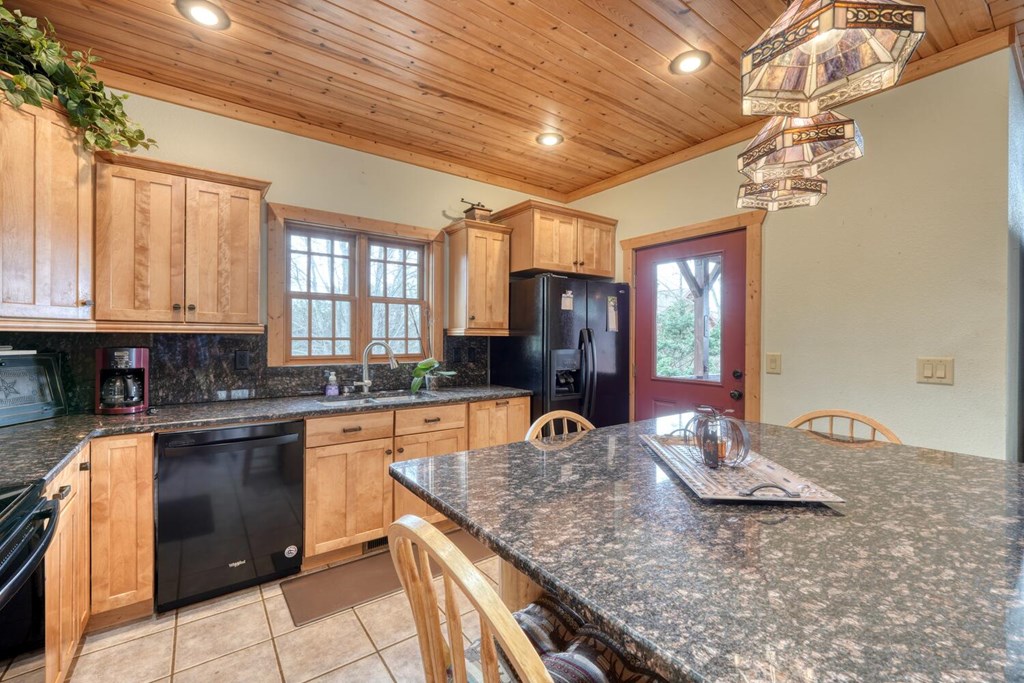40 Teagan Way Property Photo 7