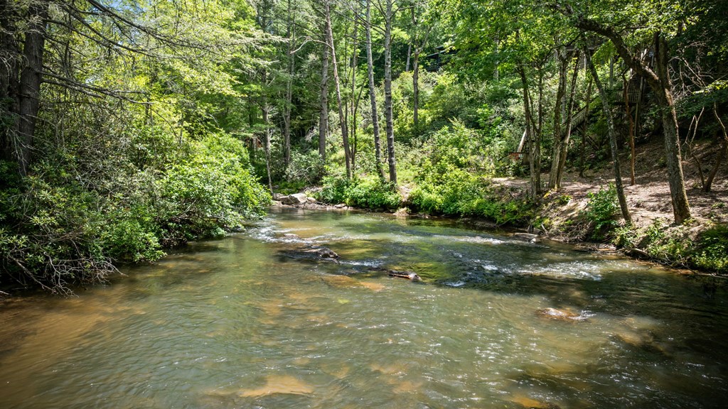 1082 Sunset Road Property Photo 4