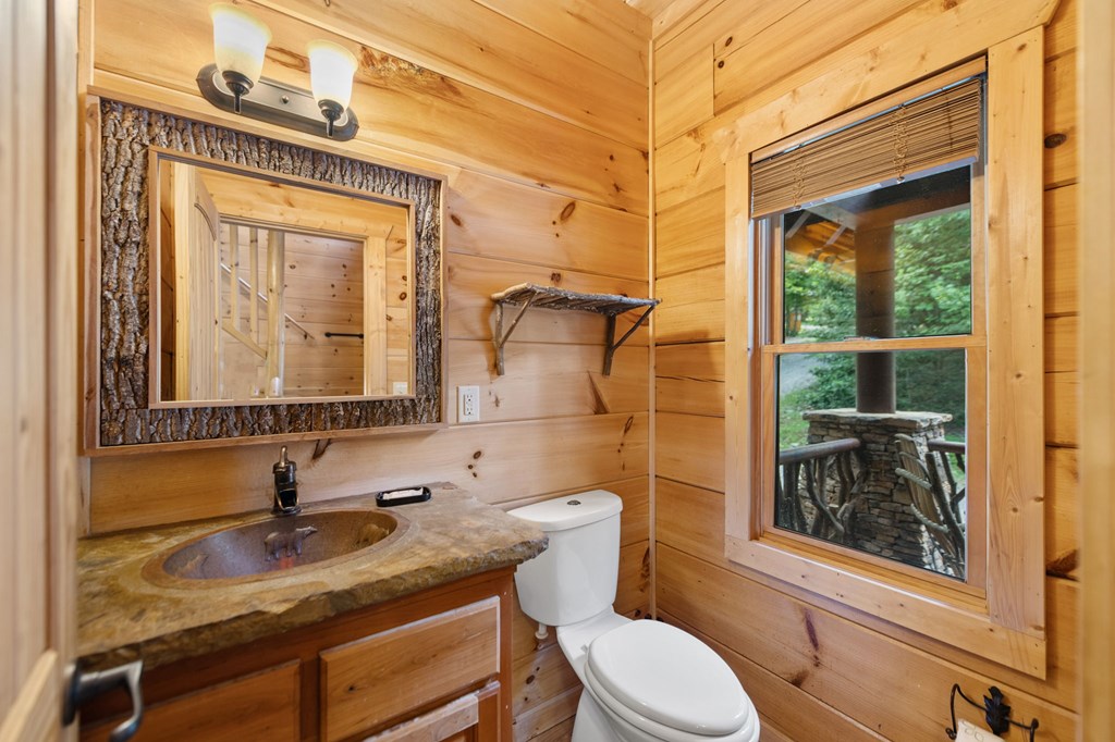 1082 Sunset Road Property Photo 9