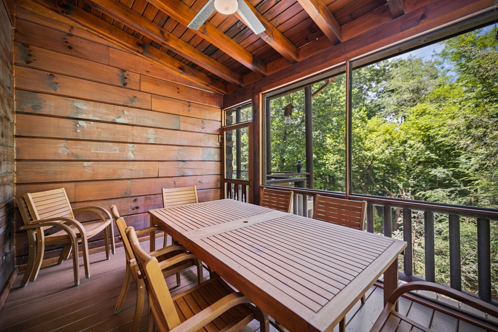 1082 Sunset Road Property Photo 23