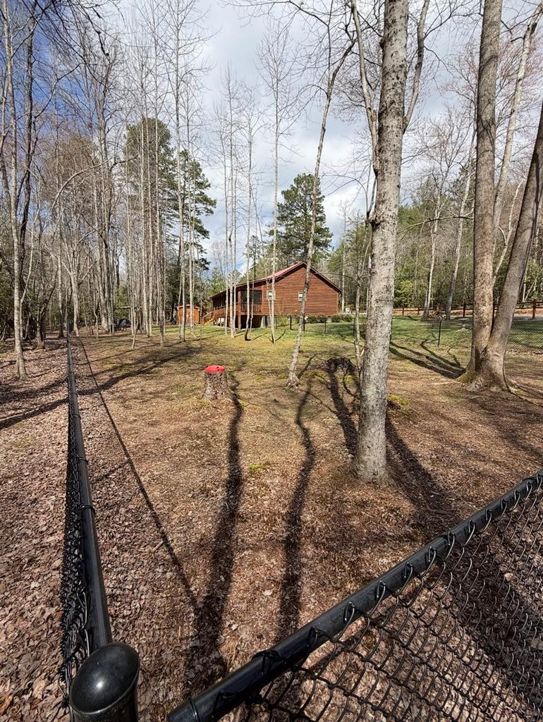 305 Woodcrest Drive Property Photo 3