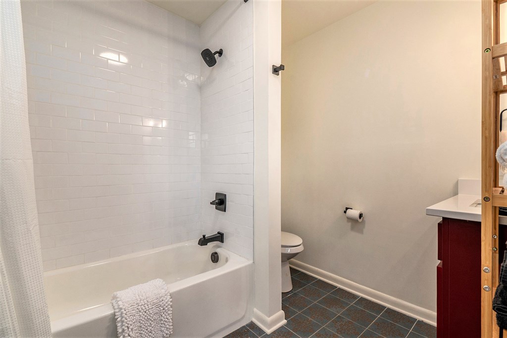 834 Lower Bell Creek Road Property Photo 15