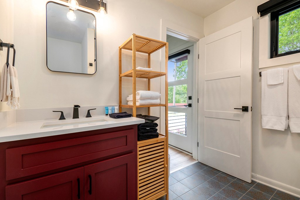 834 Lower Bell Creek Road Property Photo 16