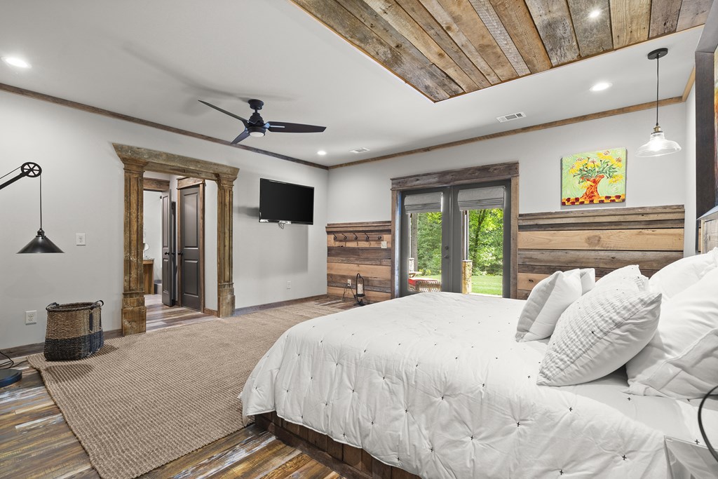 530 Burleson Road Property Photo 43