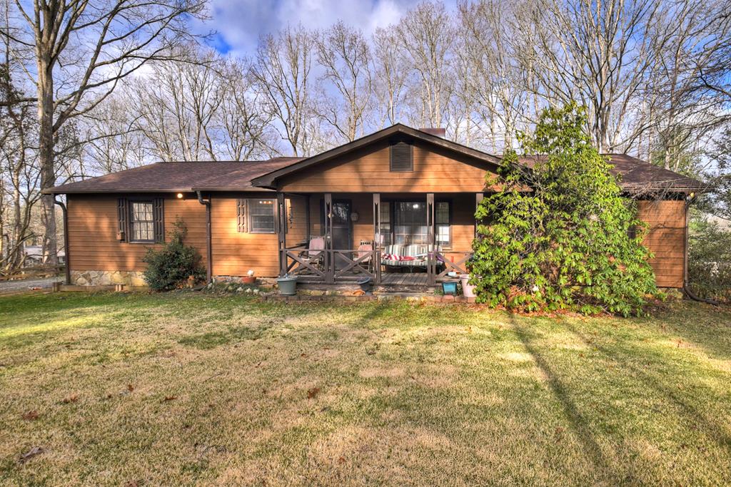 788 Lake Forest Drive Property Photo 1