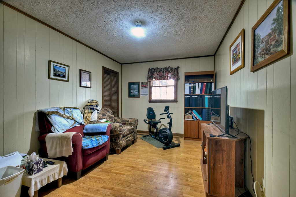 788 Lake Forest Drive Property Photo 32