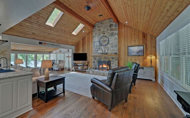 759 Beech Cove Drive Property Photo 7