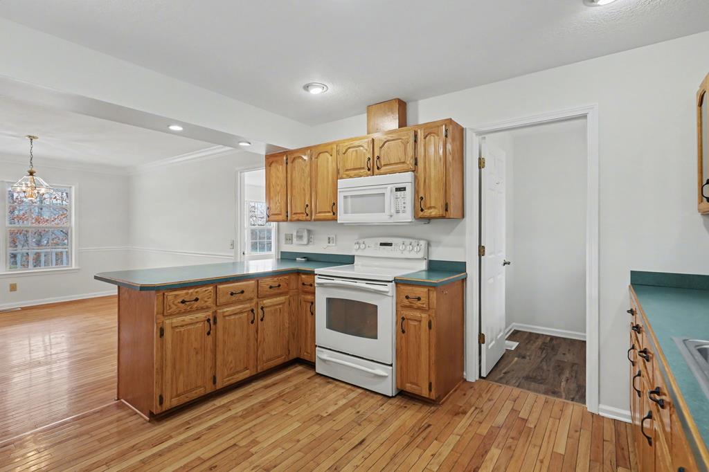 962 Ashley Lane Property Photo 18
