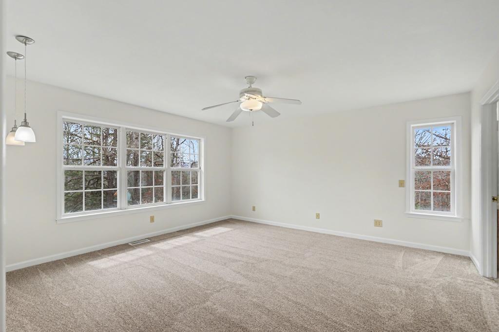 962 Ashley Lane Property Photo 27
