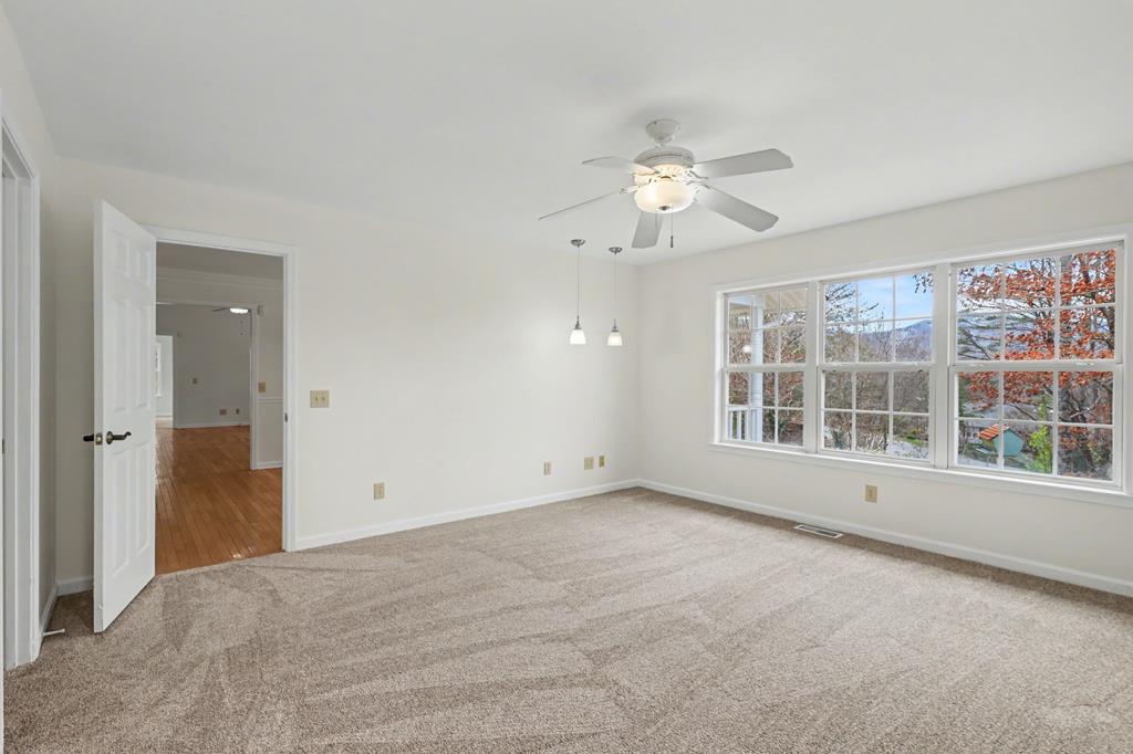962 Ashley Lane Property Photo 36