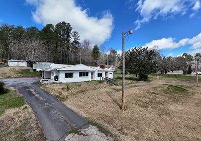 5380 W Us Hwy 64 Property Photo 2