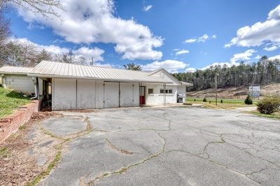 5380 W Us Hwy 64 Property Photo 7